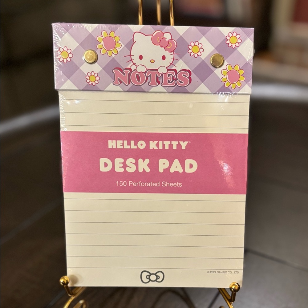 Sanrio Hello Kitty Note Pad - Picture 2 of 3